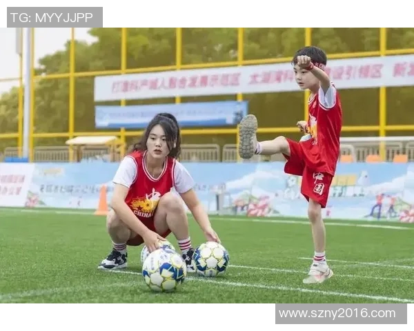 足球明星的可爱儿女们萌态百出瞬间大揭秘